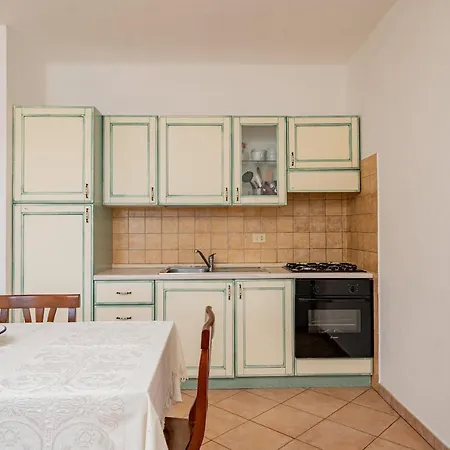 Апарт-отель In With Swimming Pool In Cala Girgolu